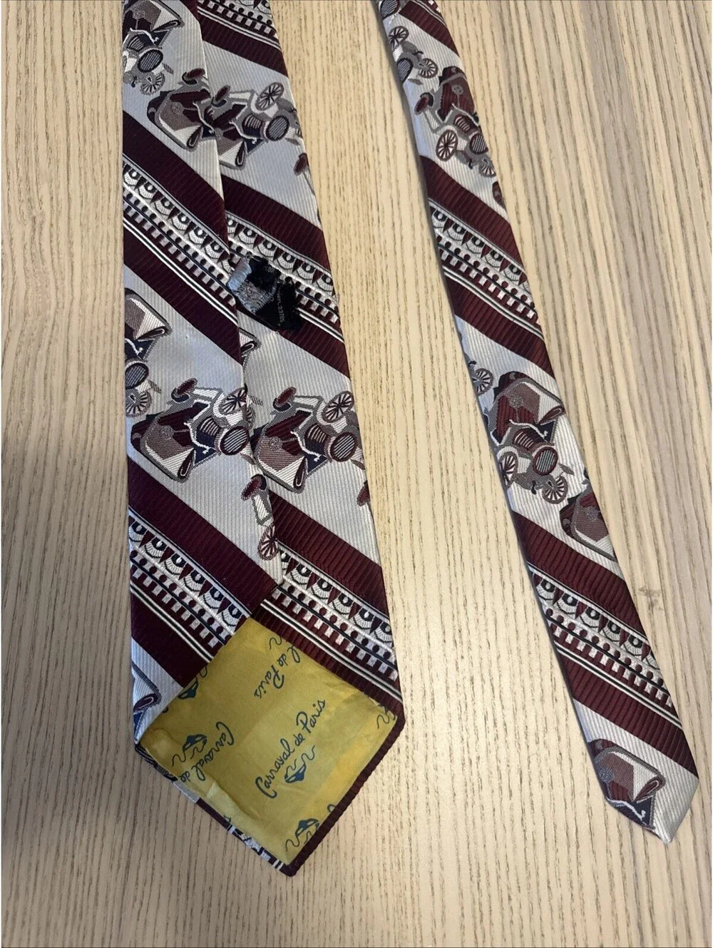 Vtg Carnaval de Paris Wide Kipper Tie Classic Antique Car Novelty Red Light Blue